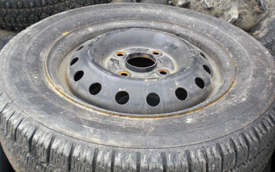 アルミ付きタイヤ・ポイント１