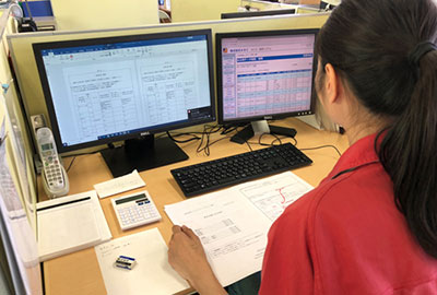 事務作業の様子